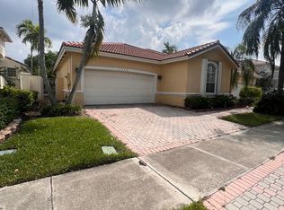 9534 NW 47th Ter, Doral, FL 33178