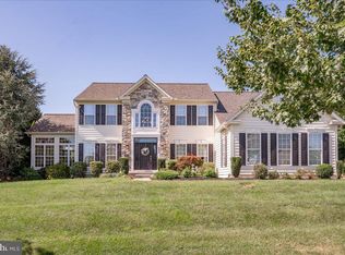 402 Derrytown Dr, Bear, DE 19701