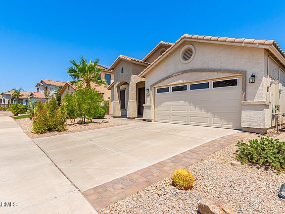2nd image of 43426 W LINDGREN Drive