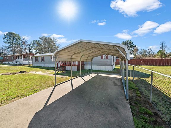 3rd image of 20802 Meadowlark Dr