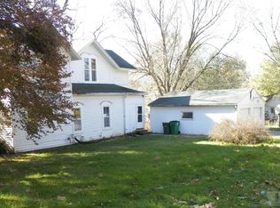 816 N Sycamore St, Creston, IA 50801