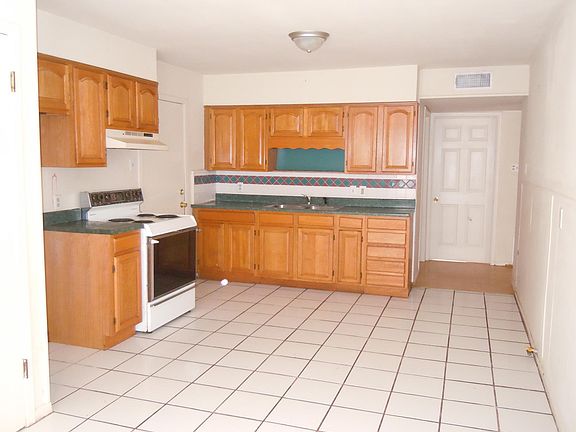 4th image of 1250 E 21st St