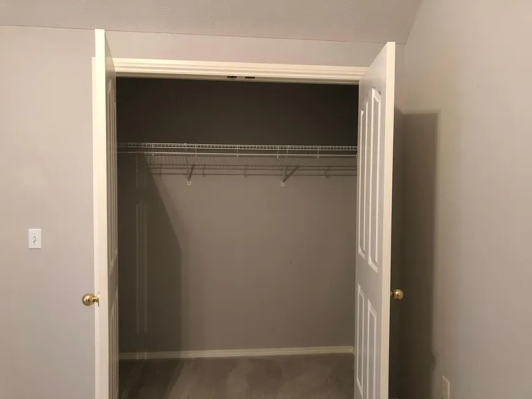 1164 W Rockhill Ave — Photo 12