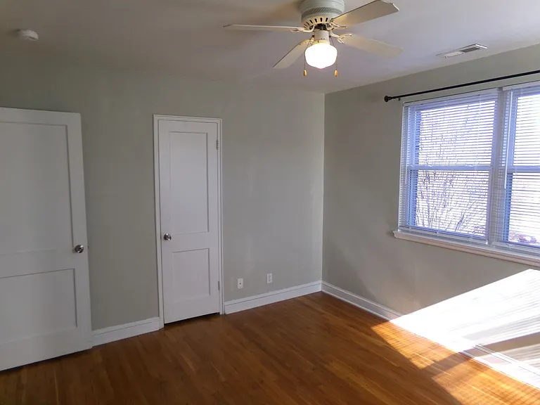 2527 C Miller Park Cir — Photo 17
