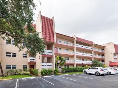 1040 Country Club Dr APT 101, Pompano Beach, FL, 33063