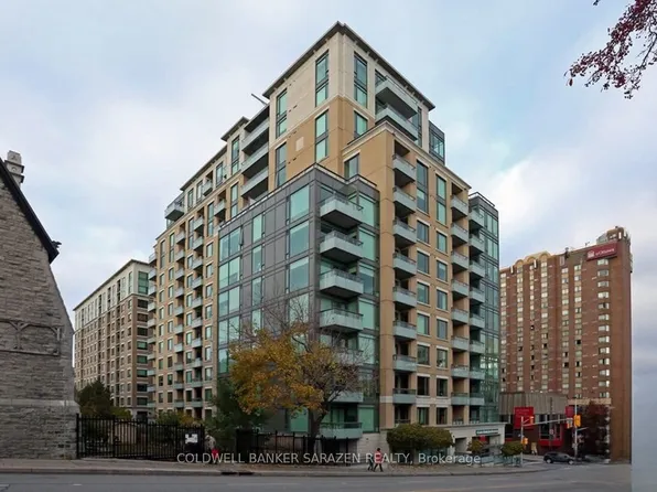 238 Besserer St #1106, Ottawa, ON K1N 6B1