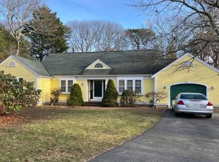 14 Myrica Ln, Hyannis, MA 02601