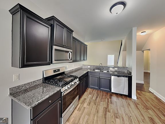 4th image of 4170 Alexis Ct