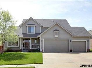 15213 Mary St, Omaha, NE 68116