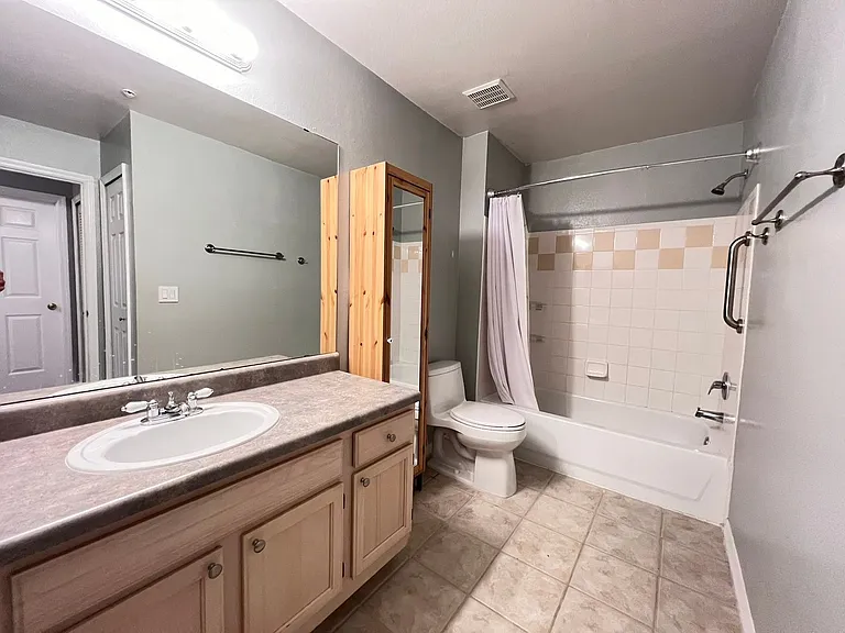 3433 Soho St #203 — Photo 17