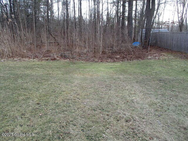 4th image of 78 Kallen Avenue