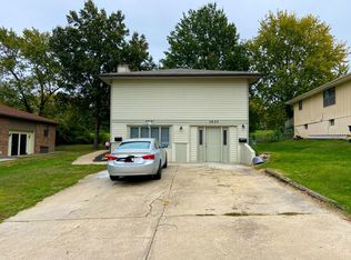 2801 Englewood Ter, Independence, MO 64052