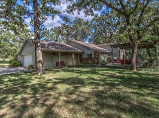 1605 Country Club Dr, Okmulgee, OK 74447