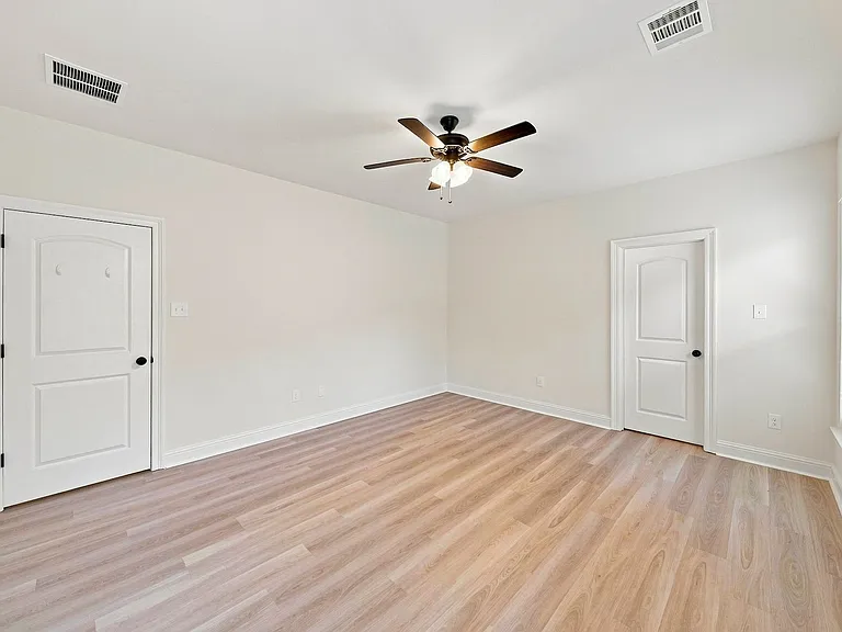 7211 Kenilworth Crossing Ave — Photo 16