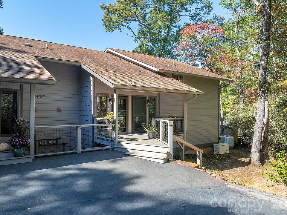 1st image of 524 Three Mile Knob Rd #103