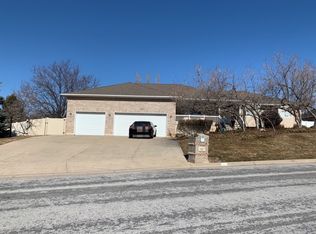 1827 E 1950 N, Layton, UT 84040