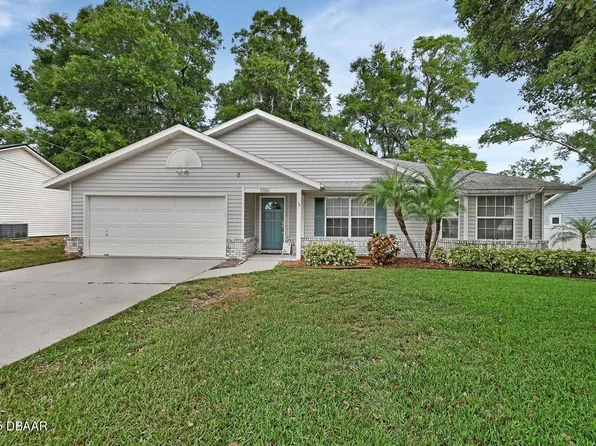 941 Village Lake Dr N, Deland, FL 32724