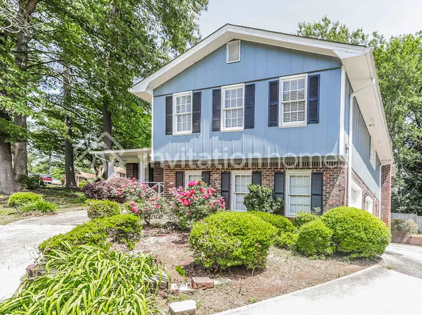 631 Shannon Green Cir SW, Mableton, GA 30126