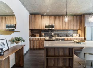 328 N Ada St #730, Chicago, IL 60607