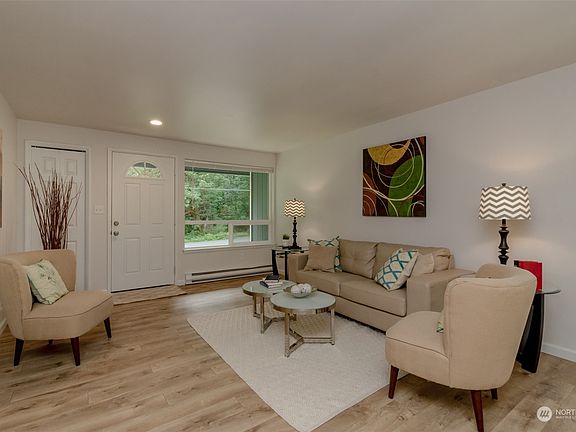 2nd image of 5029 Rumac Street SE