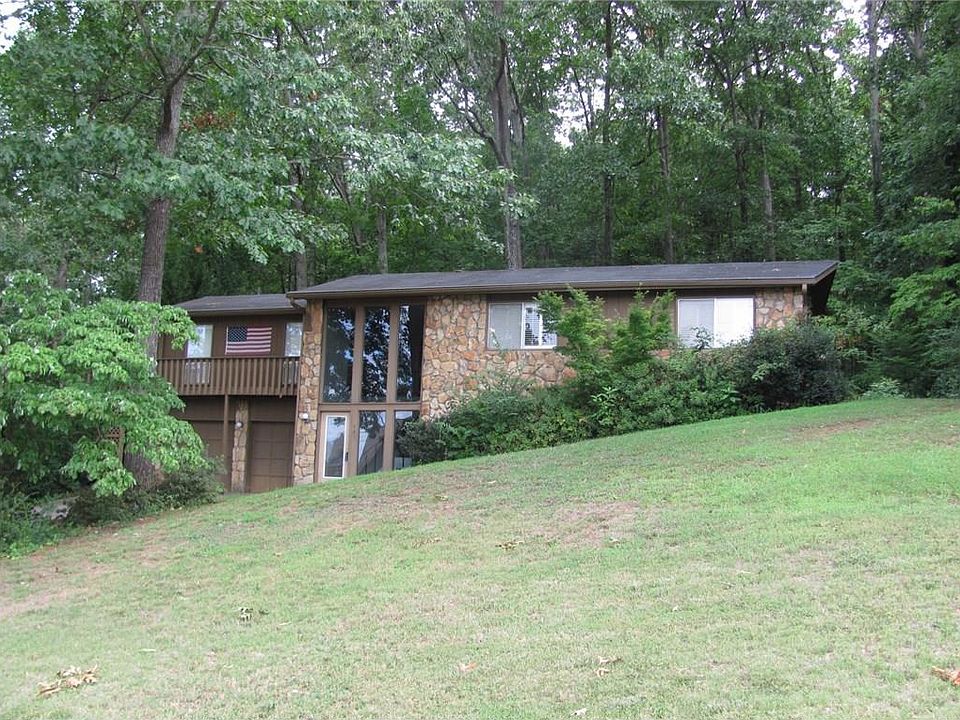 1st image of 405 Nottingham Dr