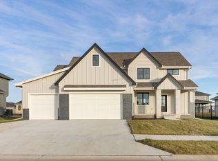 5407 N 208th Ave, Elkhorn, NE 68022