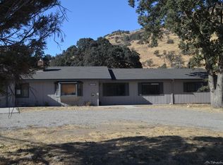 25901 Bear Valley Rd, Tehachapi, CA 93561