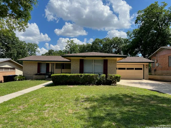 3618 MOHEGAN DR, San Antonio, TX 78228
