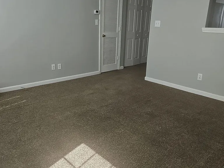 2048 Tynewood Dr — Photo 2