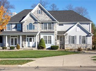463 Sawgrass Dr, Akron, OH