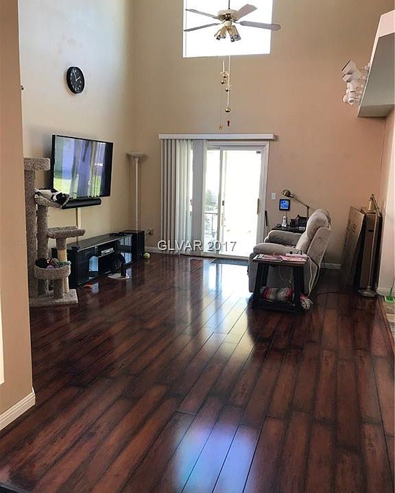 2nd image of 3684 Steinbeck Dr