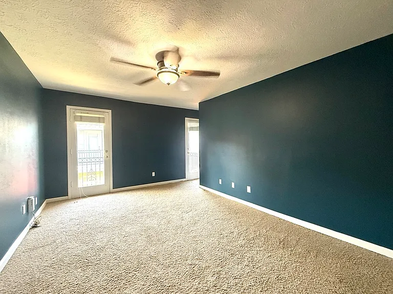 3rd bedroom that can be turned into an office