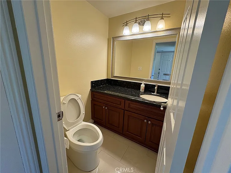 20409 Tufts Cir — Photo 7