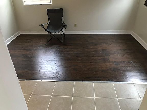 2nd image of 5910 Gunston Ave #1