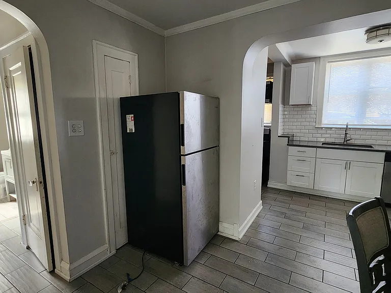 5206 W Schubert Ave #1 — Photo 6