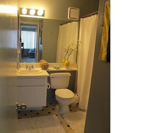 5th image of 24412 Valle Del Oro Unit 205