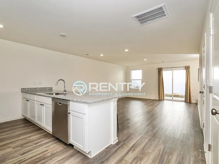 109 Span Ln — Photo 8
