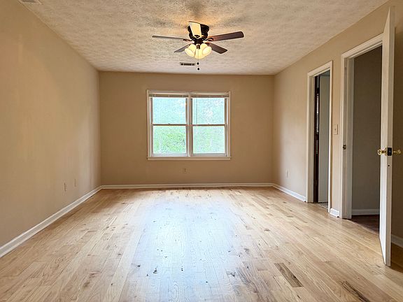 5th image of 5536 Wydella Rd SW
