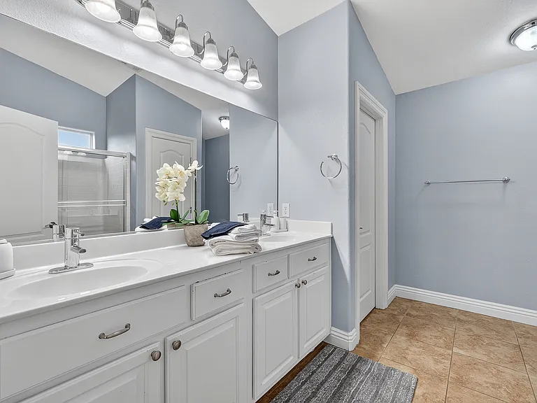 9157 Sunken Meadow Ave — Photo 14