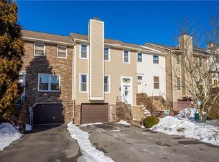 124 Spring Run Dr, Monroeville, PA 15146