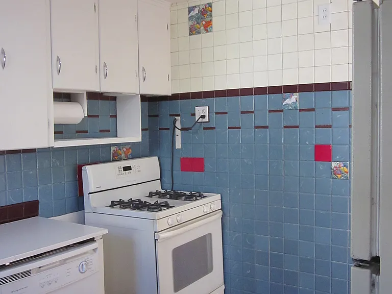 5553 S Prince St — Photo 13
