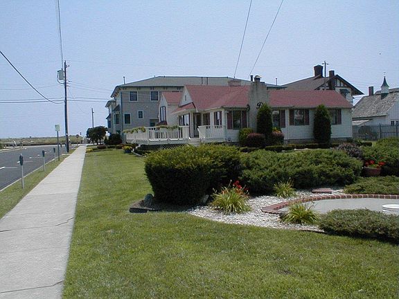 5th image of 1122 New Jersey Ave