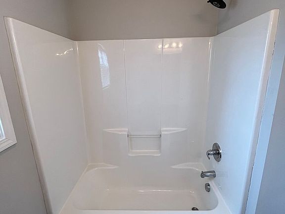 5th image of 367 Upper Stone Ave APT D