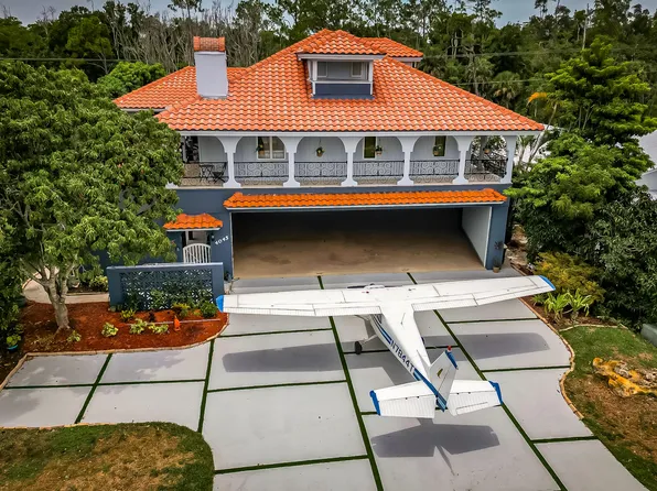4045 Skyway Dr, Naples, FL 34112