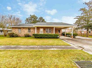 411 Hospital Dr, Raceland, LA 70394
