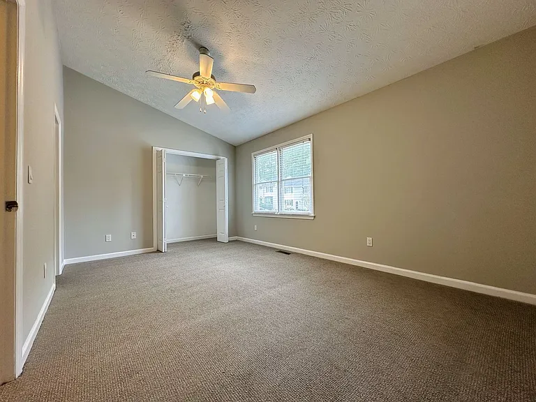1016 Kennesborough Rd NW — Photo 29