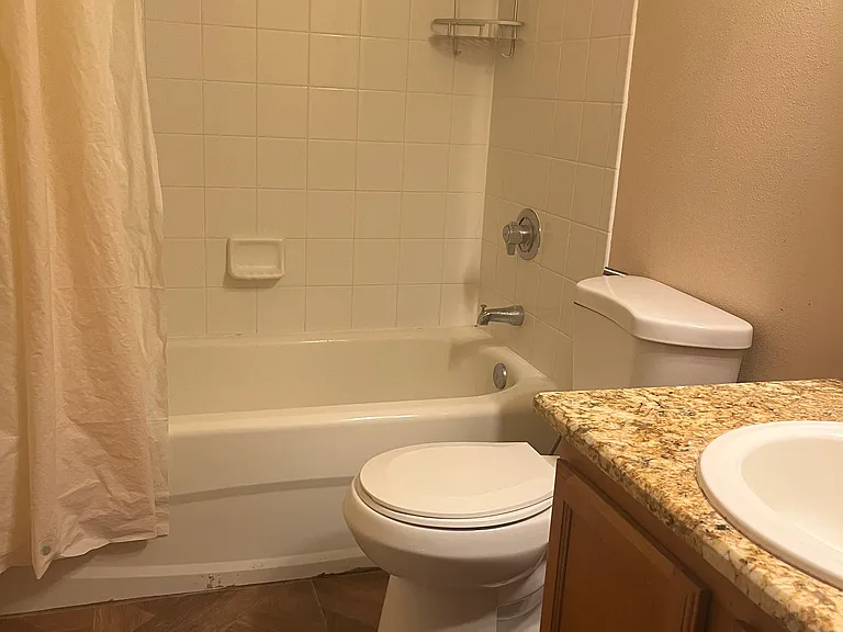 1341 Lyonshire Dr — Photo 14