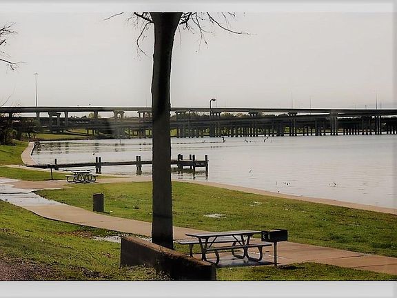5th image of 1513 E Interstate 30 APT 128