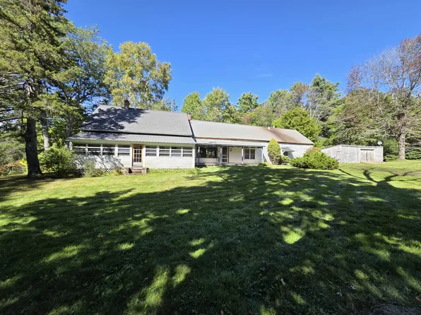382 Cardigan Mountain Road, Orange, NH 03741