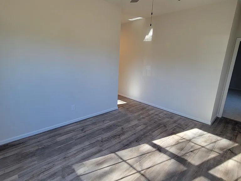 1035 Old Trail Rd — Photo 5